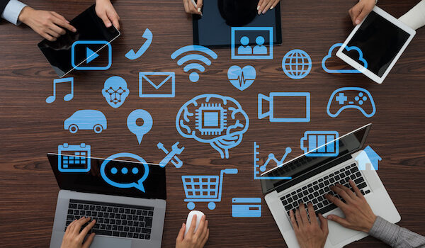 How Does Technology Help Us in Our Daily Life?